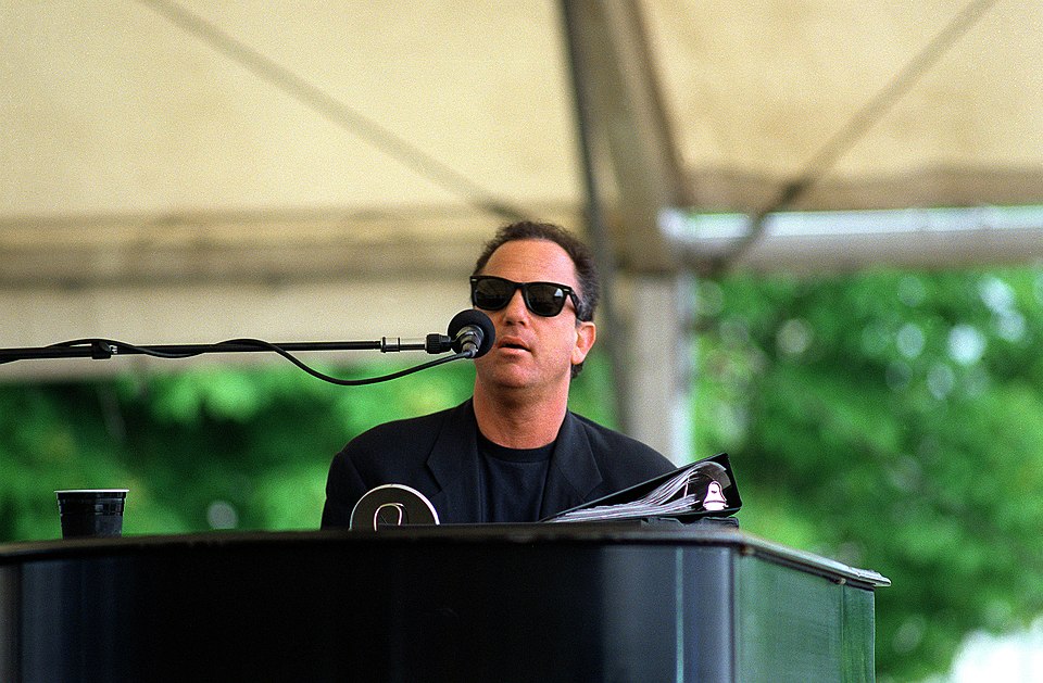 File:Billy Joel 1994.jpg